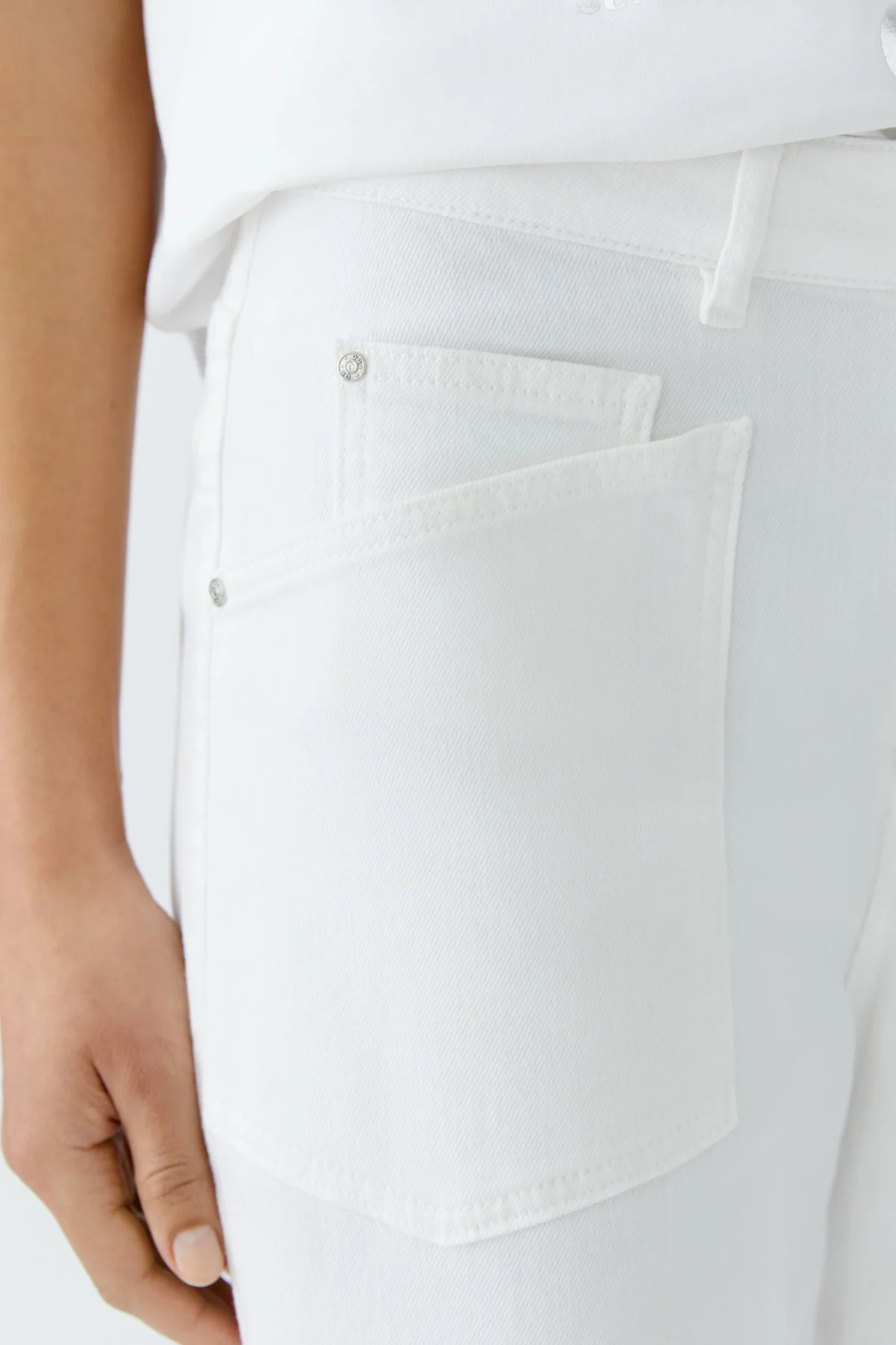 oui 0093227 (3) oui 0093227 (3)