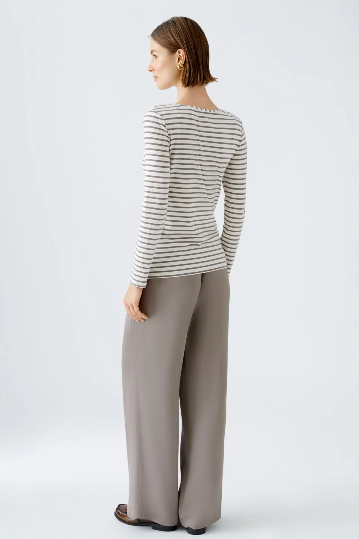 Oui 0088220 (1)