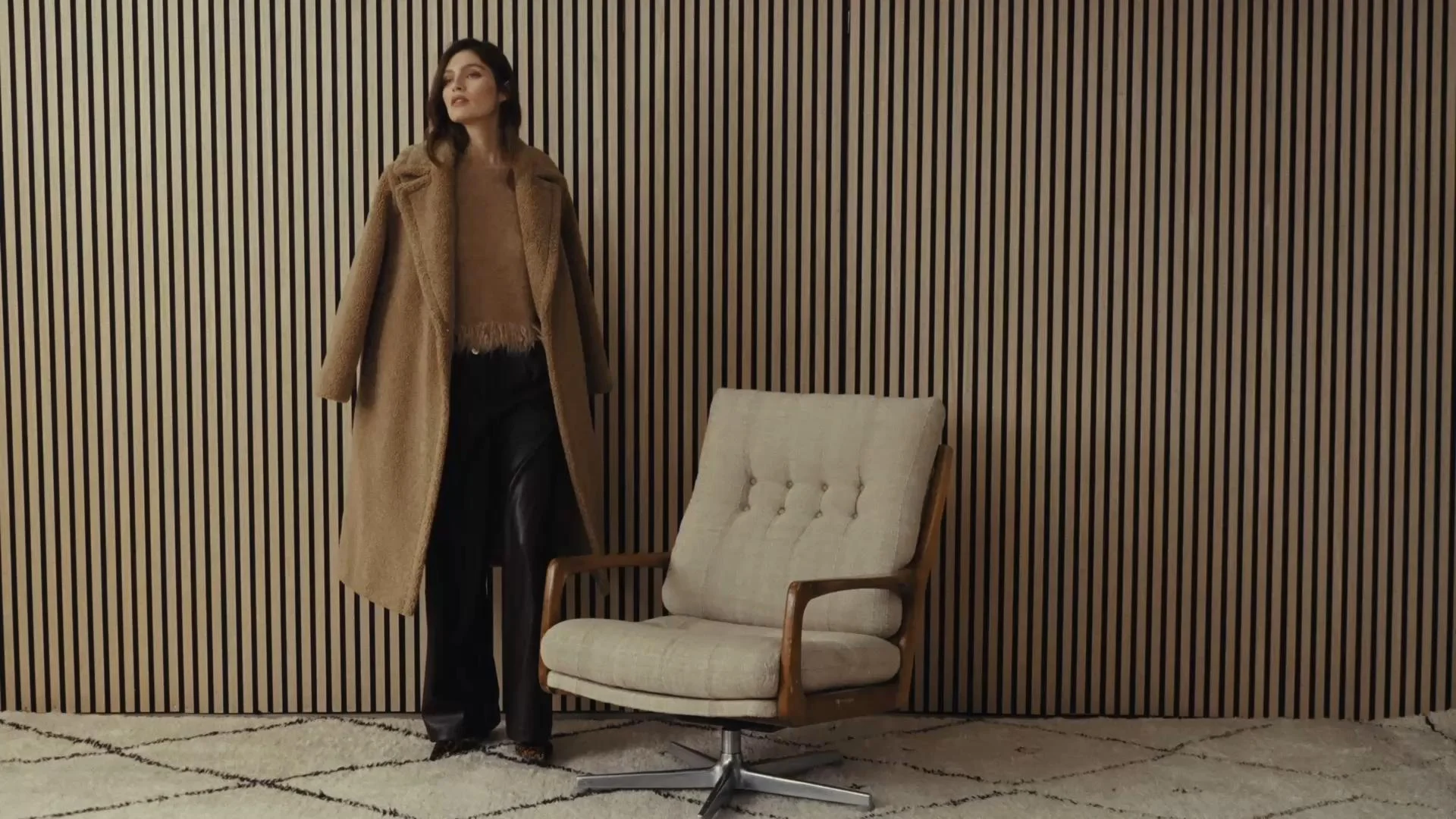 90ada7f9923db5627333d941a3e4b572